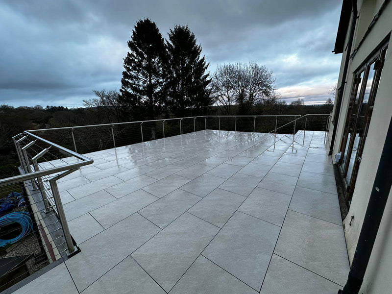 Can You Lay Porcelain Slabs in Winter?