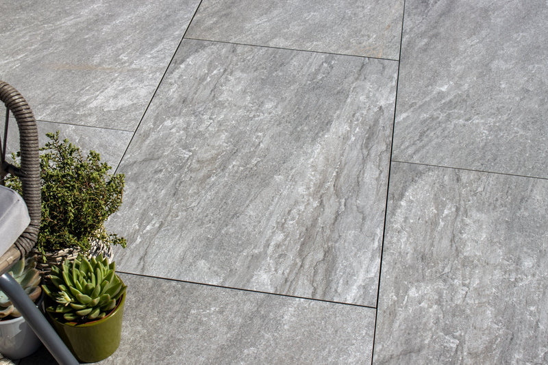 Porcelain Paving vs Natural Stone Paving – what is the best choice for you?