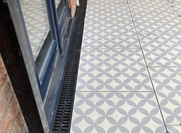 Decorio™ | Alicante Grey Patterned Porcelain Paving Tiles (60x60x2cm)