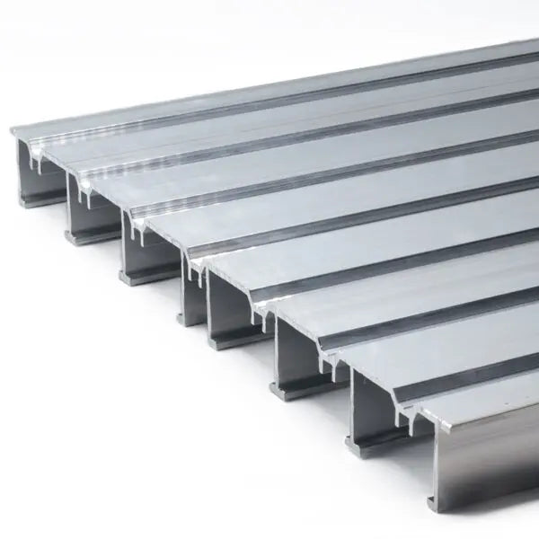 Tectonic® Aluminium 25mm Baseboard (3.6m length)