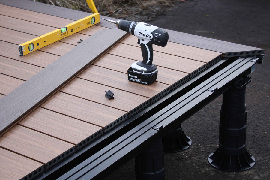 Need-To-Support-Composite-Decking-Instead-On-An-Aluminium-Subframe-System