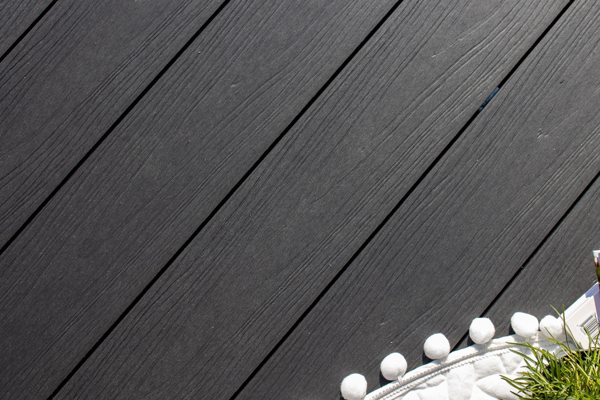Luxxe™ | Black Woodgrain Composite Decking Board (3.6m length)