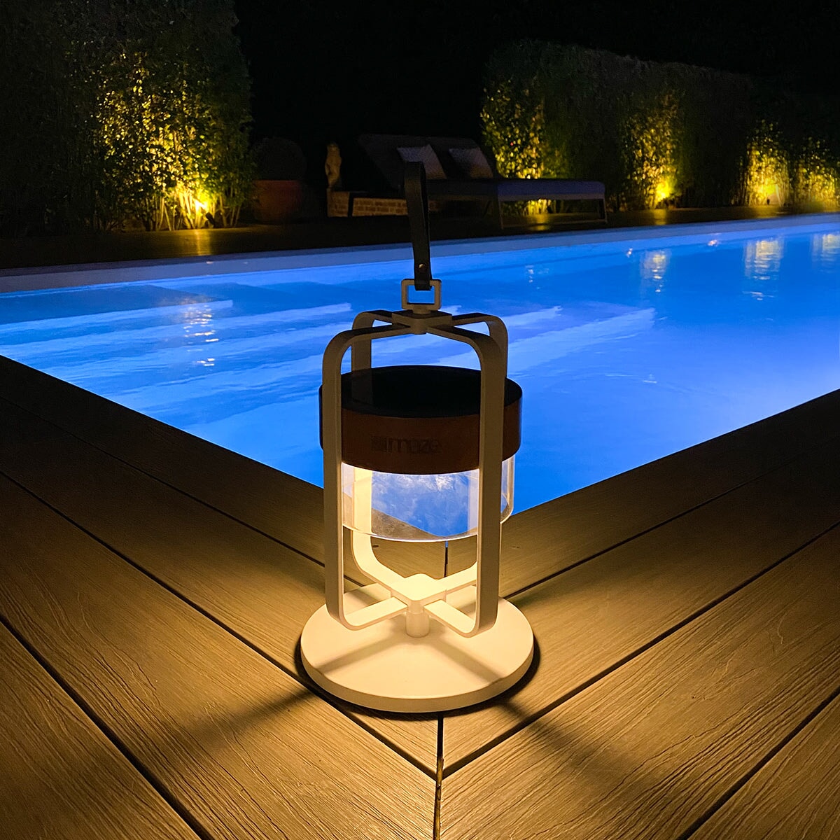 Satellite Small Solar Light With Stand | White